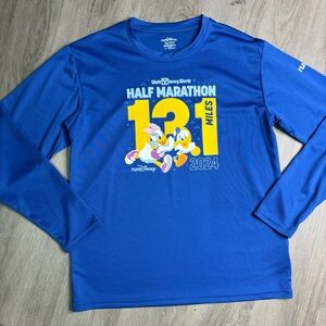 RunDisney 2024 WDW MARATHON WEEKEND HALF MARATHON MENS MEDIUM M SHIRT DISNEY